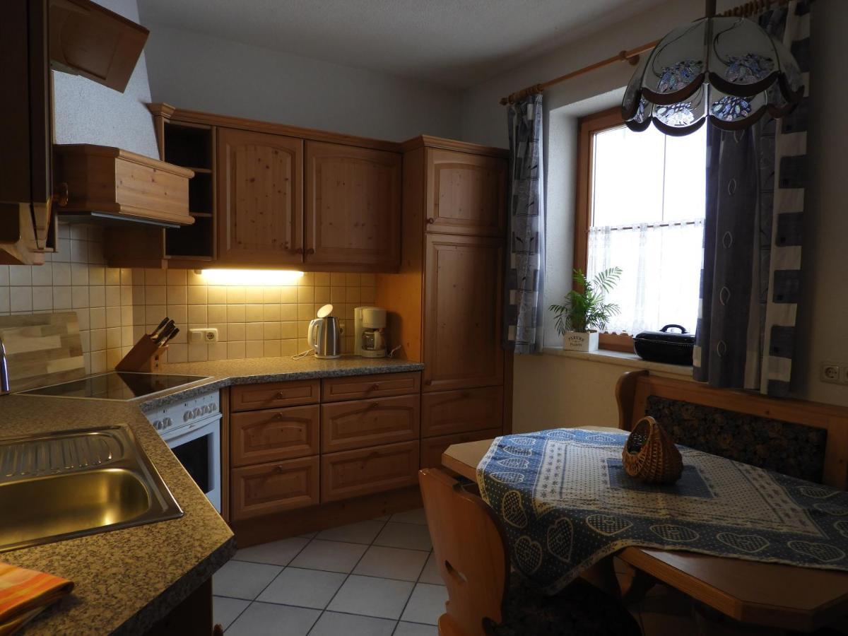 Apartament Haus Goldeck Lermoos Zewnętrze zdjęcie