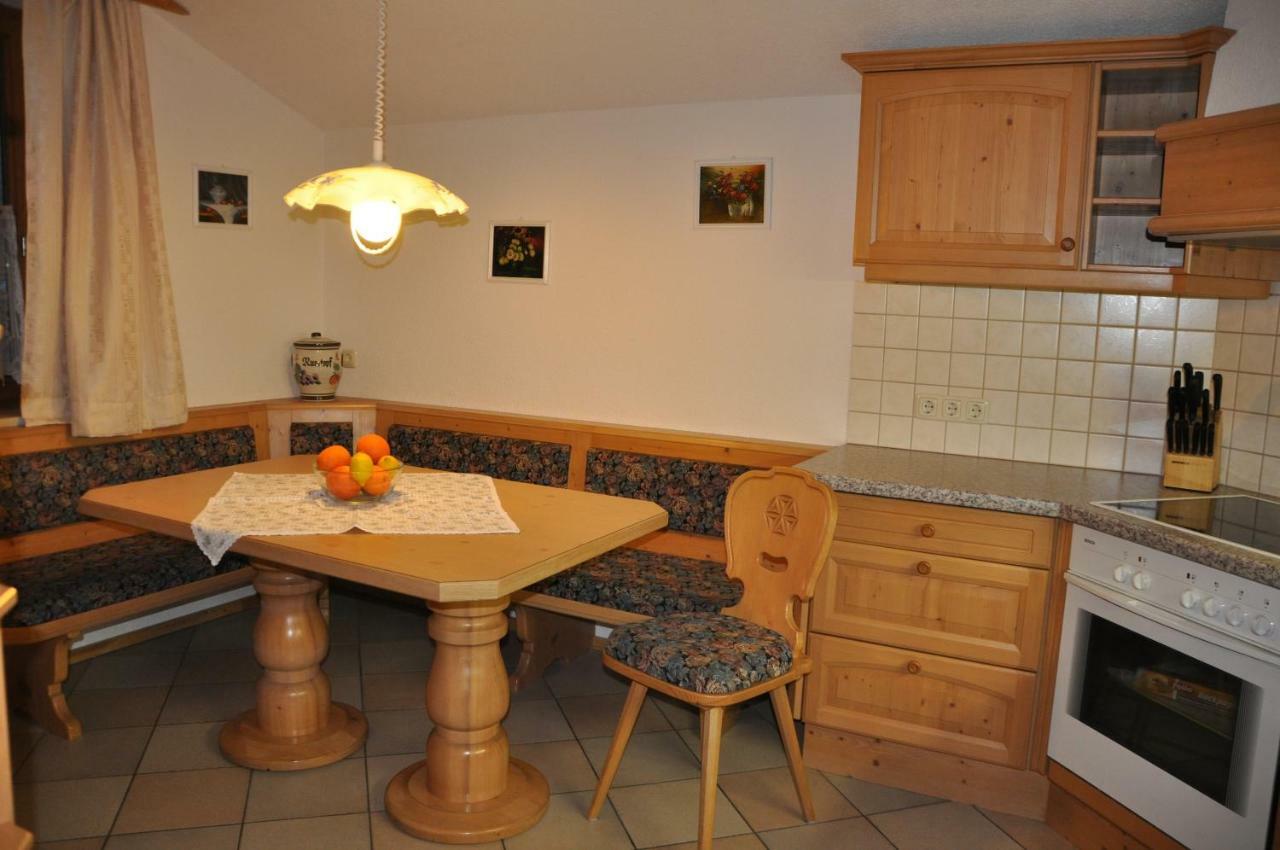 Apartament Haus Goldeck Lermoos Zewnętrze zdjęcie