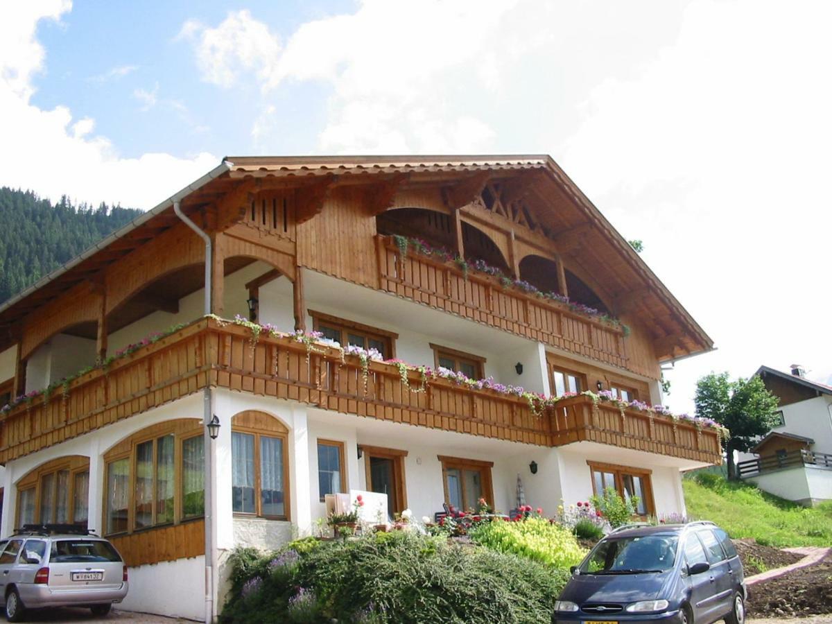 Apartament Haus Goldeck Lermoos Zewnętrze zdjęcie